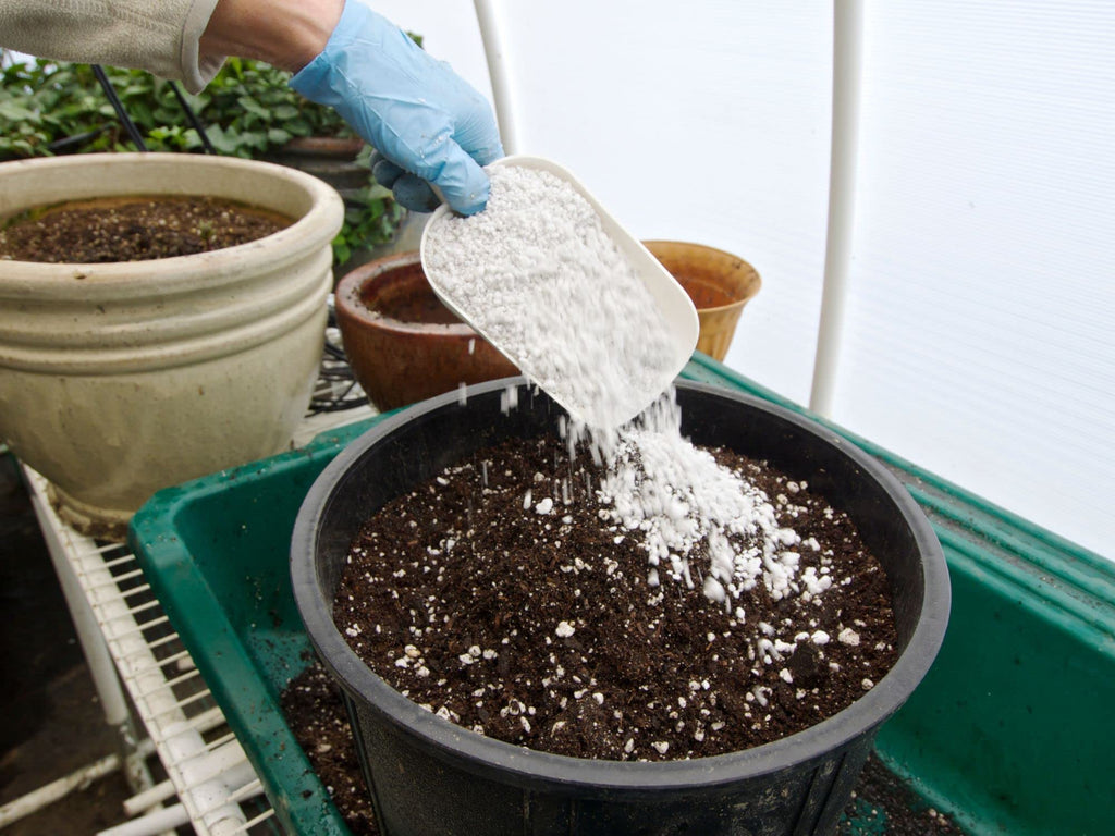 4 Cubic Foot Planting Soil Additive C683326