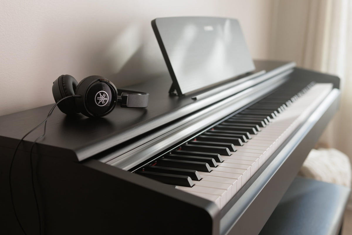 88-Key Weighted Action Upright Digital Piano with Bench C516