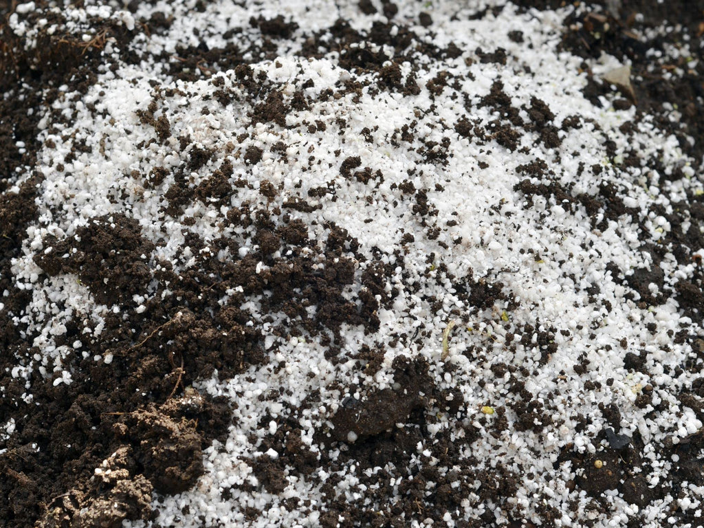4 Cubic Foot Planting Soil Additive C683326